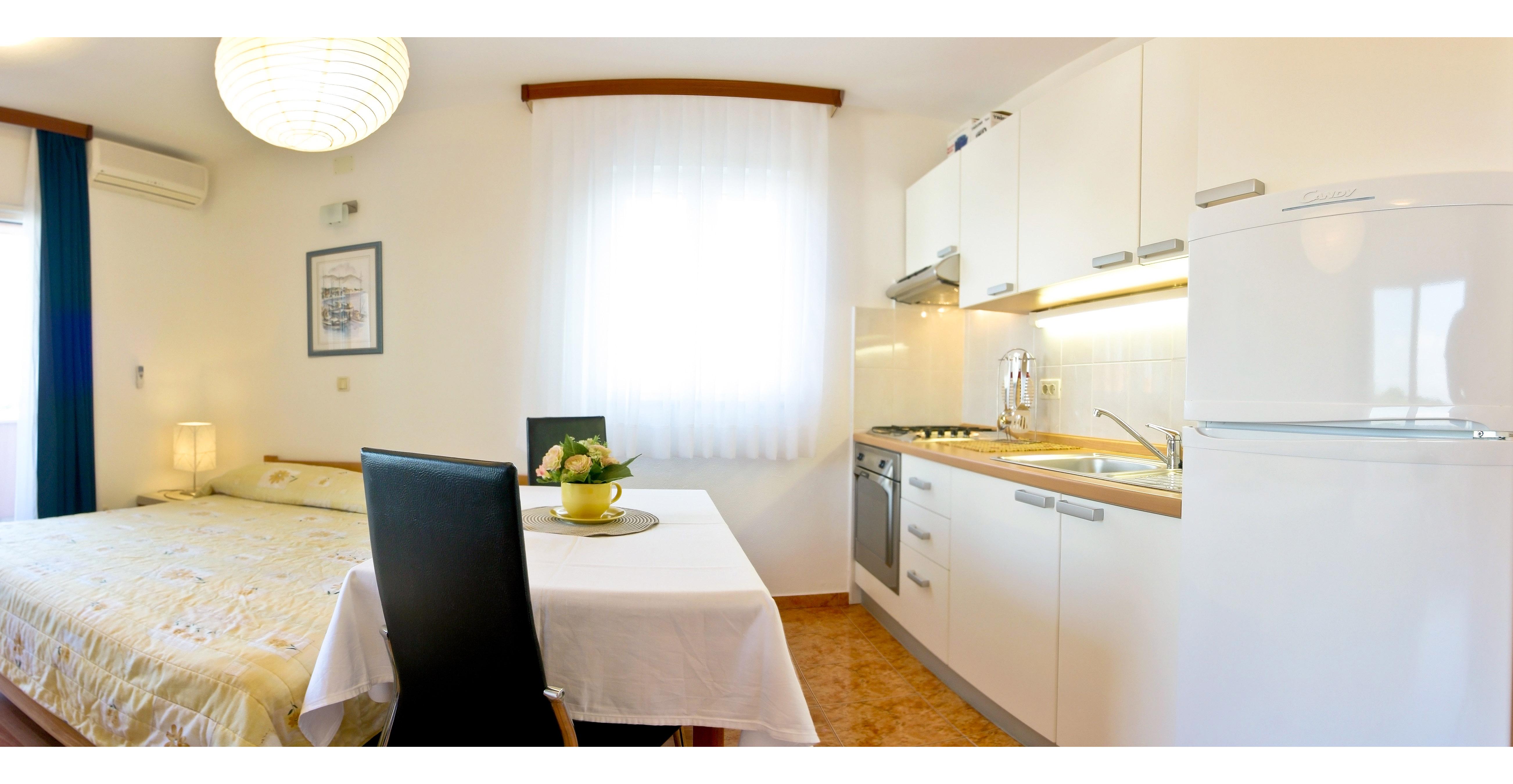 Villa Midea ซูเปตาร์ ภายนอก รูปภาพ