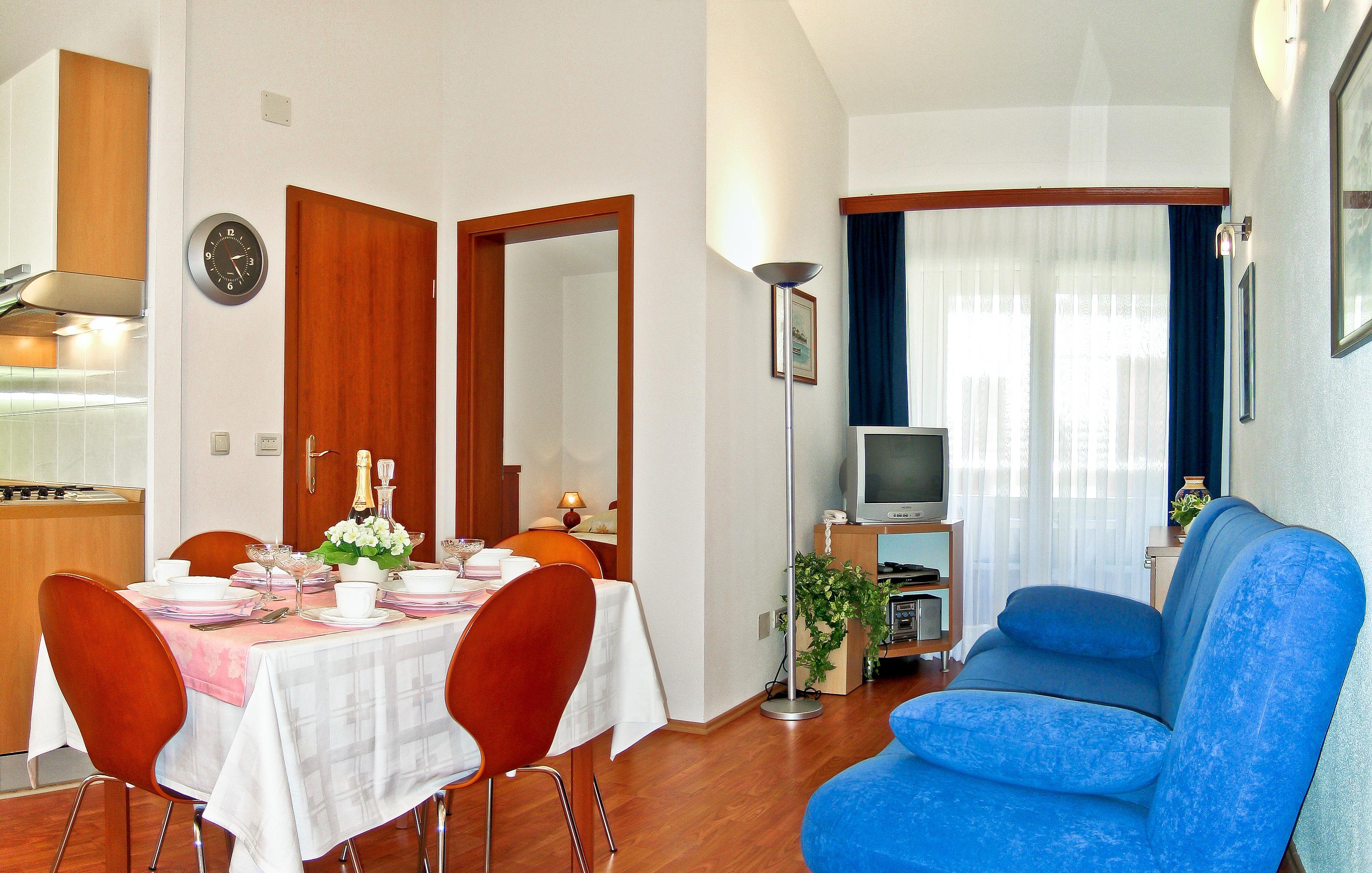 Villa Midea ซูเปตาร์ ภายนอก รูปภาพ