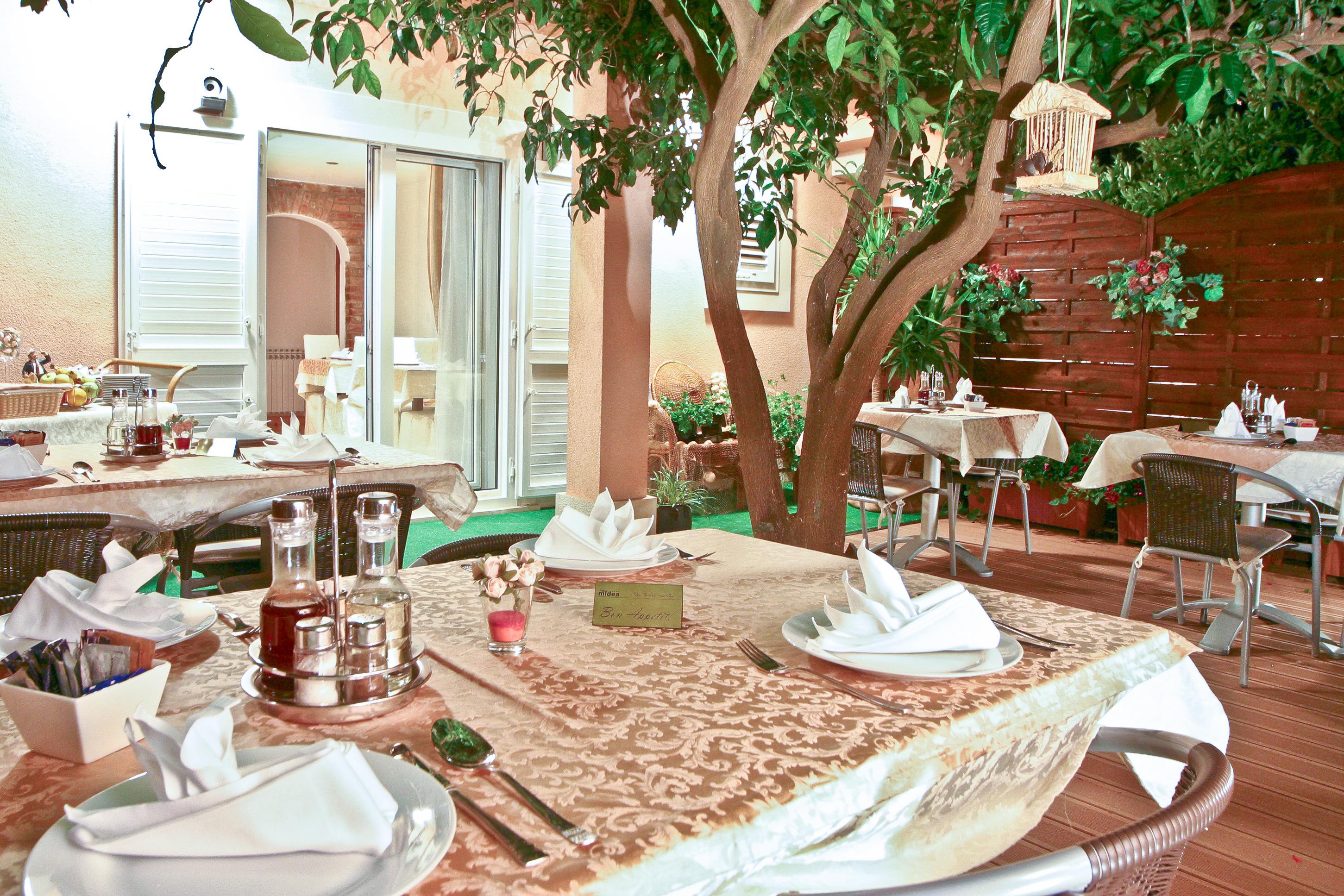 Villa Midea ซูเปตาร์ ภายนอก รูปภาพ